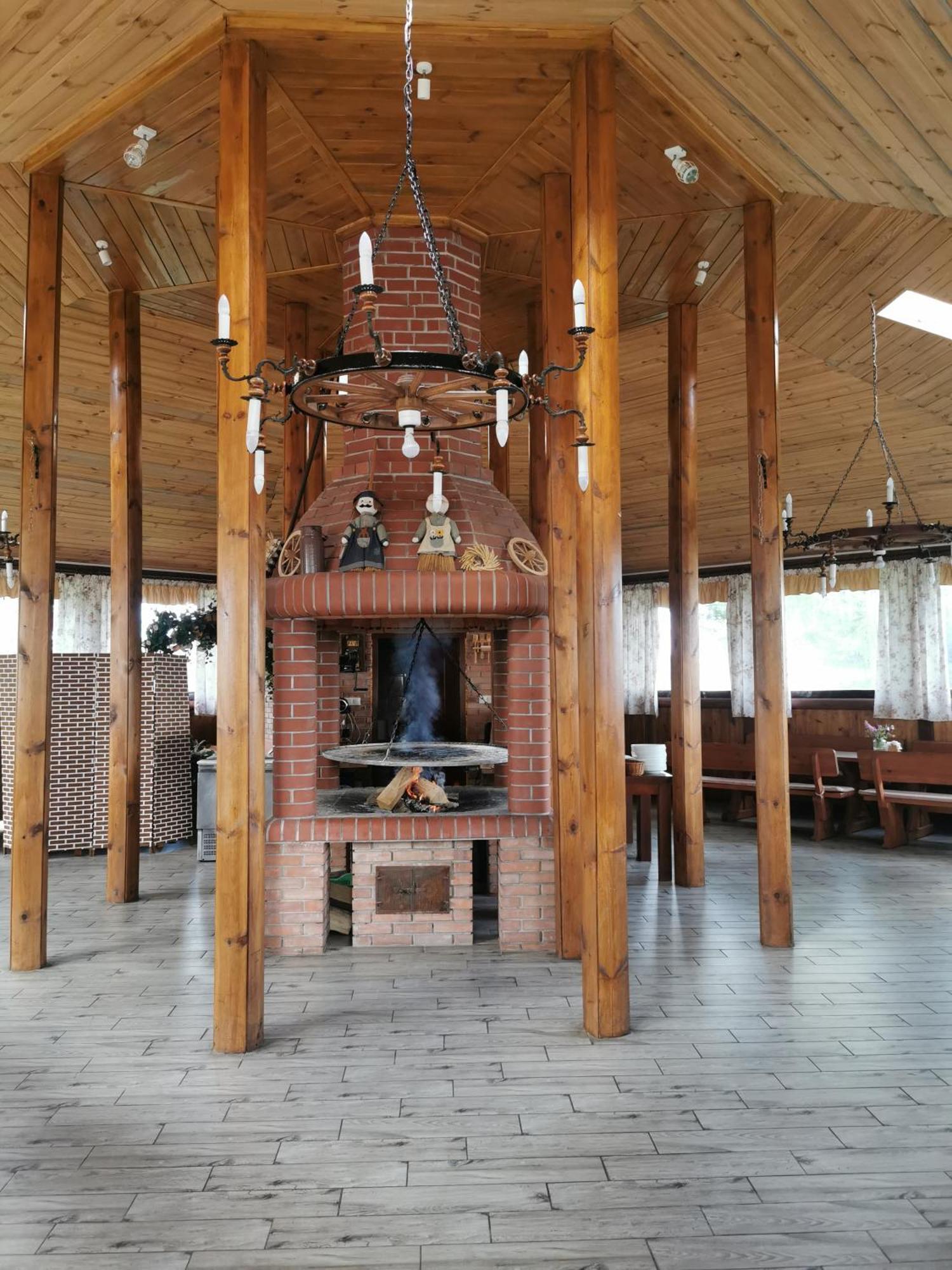 Rezydencja Pod Pieprzowkami Zalesie Gorzyckie Exterior foto