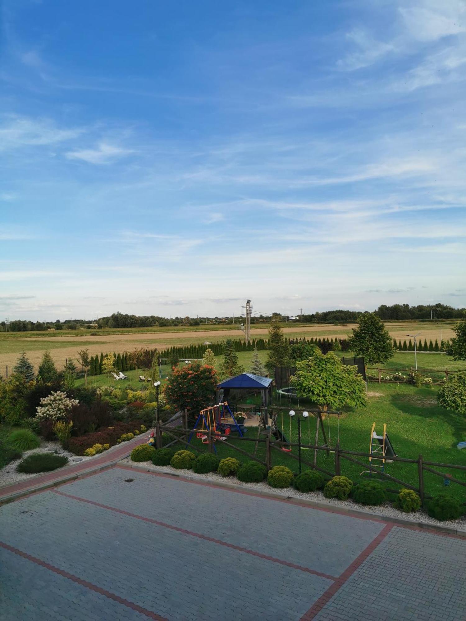 Rezydencja Pod Pieprzowkami Zalesie Gorzyckie Exterior foto