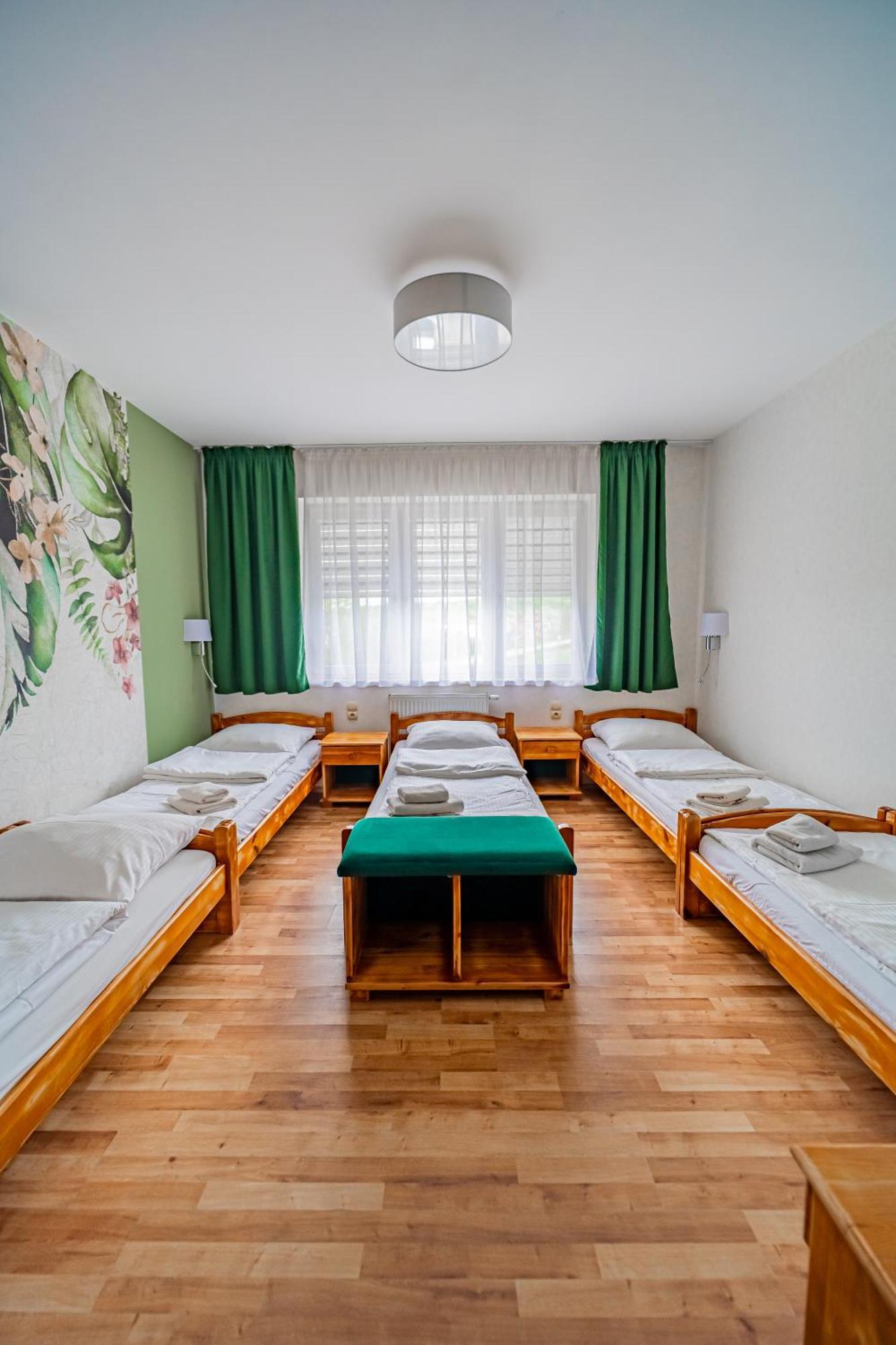 Rezydencja Pod Pieprzowkami Zalesie Gorzyckie Exterior foto